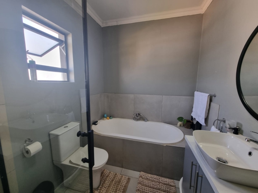 4 Bedroom Property for Sale in La Camargue Private Country Estate North West
